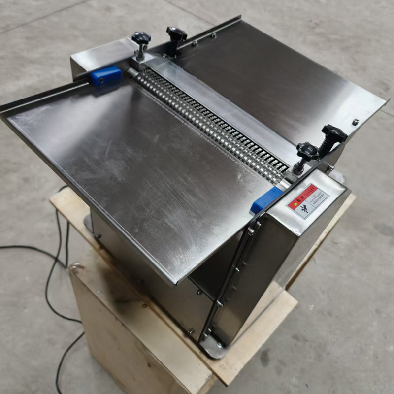 Type 300 Pork Rind Meat Skinner Slicer Pig Skin Remover Peeler Shawarma Slicer Machine